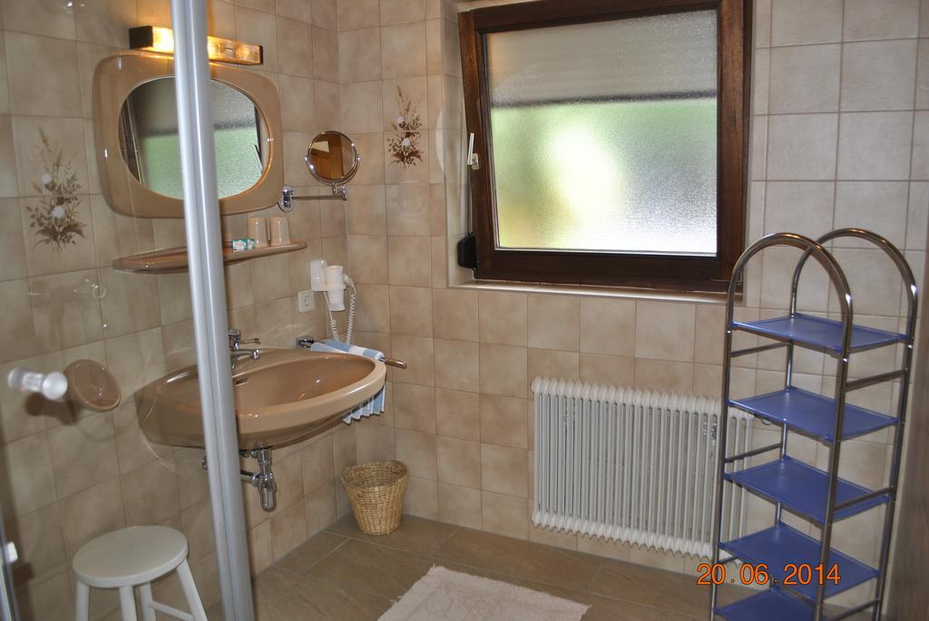 Seecamping & Pension Mentl Landskron Room photo